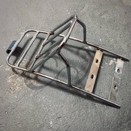 CJ 2T Vespa 90 100 125 ET3 Fox Rear Shelf