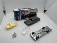 tomy tomica F6 Rolls Royce Phantom VI 勞斯萊斯 未塗裝 未組裝 日本製 白藍色