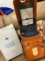 日本AEON 牌啡色皮革日本書包 （日本製）