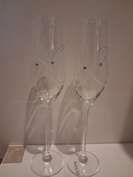 【全新】Royal Doulton 鑲施華洛世奇Swarovski

水晶香檳杯禮盒裝 (一對/結婚賀禮/送禮首選)