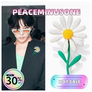 權志龍PMO同款胸針G-Dragon PEACEMINUSONE Small Daisy Brooch