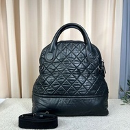 CHANEL 黑色羽絨 保齡球