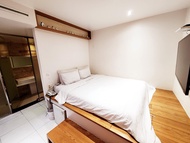 Korean Style near Gimpo airport 702, 5min to metro