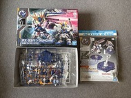 RX-93ff v Gundam