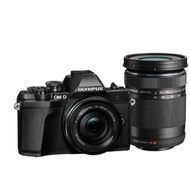 3000D with 18-55mm lens (used) like new condition