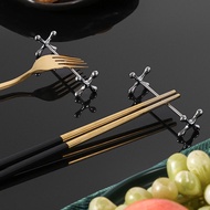 Metal Chopstick Holder Knife, Fork, Spoon, Chopstick Pillow, Japanese Creative Plum Blossom Multi-purpose Chopstick Holder Pillow, Chopstick Holder Countertop Pen Rest Ornament