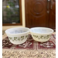 Pyrex Spring Blossom Vintage Antiques Set of 2 Unique Beautiful Bowls