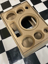 ตู้งานดิบ ดอก6.5 กลาง 4นิ้ว 1คู่ 3นิ้ว 1คู่ แลม2นิ้ว 1คู่ ช่องเพลทมารตฐาน 5/25