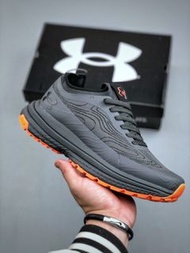 Under Armour UA HOVR Phantom 3 跑鞋