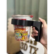 Cup noodle handle