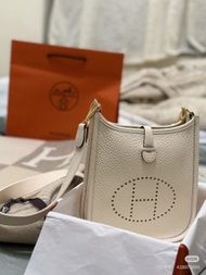 Hermes Mini Evelyne 金扣 白色 cream gold