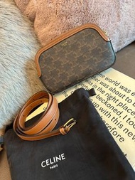 多年正版正貨商標門市現貨 美品Celine macadam triomphe canvas belt bag  waist bag 腰包 胸包 老花帆布