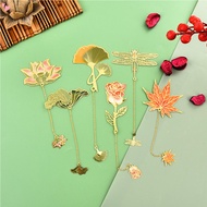 Metal Bookmarks with Chain Plant Bookmark Golden Lotus Leaf Birthday Gifts for Book Lovers Writers R