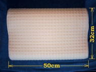 ROSENSKÄRM Ergonomic Pillow (IKEA) 人體工學枕頭 (適合側睡/仰睡)