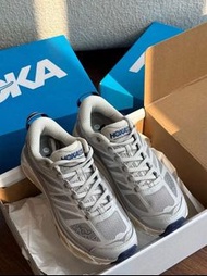 HOKA ONE ONE