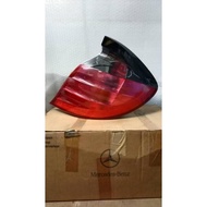 MERCEDES-BENZ W203 C180 C200 C CLASS CLK COUPE REAR TAIL LAMP ORIGINAL RIGHT