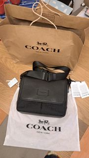 COACH 男裝斜孭袋 全新