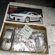 TOMMY KAIRA NISSAN SKYLINE GTR R33 1/24 FUJIMI