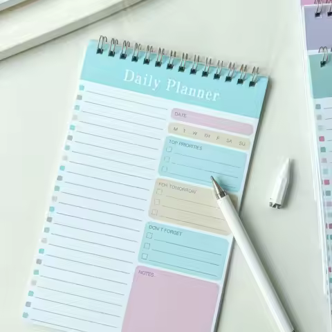 1 Random Color Notebook, Durable Binding, Portable Size, Suitable for University, Office, Diary, Off