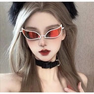 可 One Piece Glasses Doflamingo cosplay Two-Dimensional Decorative Cat Eye Fashion Accessories Party 