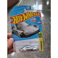 HOT WHEELS PORSCHE 911 CARRERA SILVER KEYCHAIN
