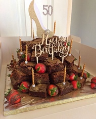 Kue Ulang Tahun / Birthday Cake / Brownies Tower / Fudgy Brownies 
