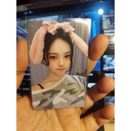 Photocard OFFICIAL HEARTS2HEARTS ian ribbon pink style