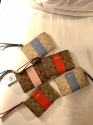 Coach 散紙包有卡位 護照套 旅行專用小手袋