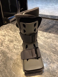 Leg brace (Aircast brand)