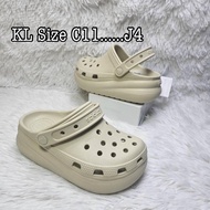 [พร้อมส่งจากไทย]รองเท้าเด็กลำลองผู้หญิงละผู้ช่าย รุ่นออกมาใหม่กำลังฮิต CROCS Classic Mega Crush Clog