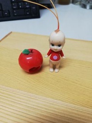 【絕版正版】小Q比蘋果公仔 嬰兒造型玩偶 迷你Q比 可愛裸體嬰兒 手機吊飾 鑰匙圈