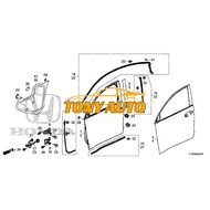 HONDA T7A HRV 2015 DOOR LOWER RUBBER SEAL/ PINTU GETAH BAWAH ORIGINAL