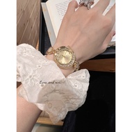 High end and elegant ladies' watches exude a sense of nobility and elegance