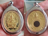 泰國 佛牌 托尼賈TonyJaa 2566 168 四面神大法會 橢圓型 那瓦底黃金面-背後入聖粉 包不透鋼殼 原装廟盒