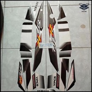 Fiz R 2002 Black and White Striping