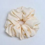 XXL Scrunchie | Buttercream  | YikiSam