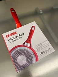 全新Pyrex 18cm 單柄鍋連蓋