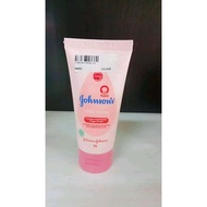 Johnson's baby cream