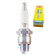 หัวเทียน NGK B7HS-10 ใช้กับเครื่องยนต์เรือ YAMAHA  เครื่อง 2จังหวะ รุ่น รุ่น 6C  6D  8C  9.9D  9.9F 