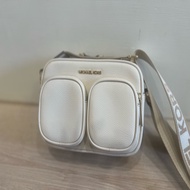 Michael Kors 雙口袋拉鏈斜背相機包 白色