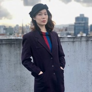 深紫色西裝外套