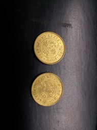 香港錢幣1980 1990 伍毫共2枚。5元平郵