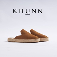 KHUNN (คุณณ์) Ronin รองเท้าเปิดส้น สี Latte Brown