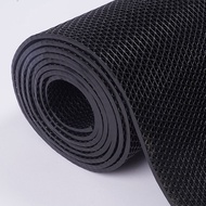 YJM แผ่นยางกันลื่น หนา5.5MM ขนาด120X500CM  ผลิตจากยางPVCอย่างดี ใช้สำหรับปูทางเดินห้าง แผ่นกันลื่นห้