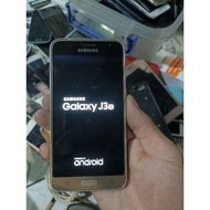 Cụm xác samsung J320 còn màn treo