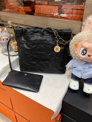 Chanel 22 small so black,荔枝牛皮，100%Authentic ,98%new  ❤️尖沙咀中港城門市❤️
