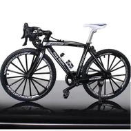 1:10 Model Alloy Mountain Bicycle Diecast Metal Mountain Bike Bend Road Fold Racing Bicycle Simulati