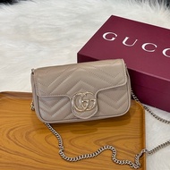 全新品 GUCCI 476433 奶茶色MARMONT金鍊包 SUPER MINI