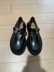 TOGA  pulla 皮鞋 39號