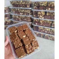 Patahan Coklat Silverqueen 250Gr full coklat dan mete